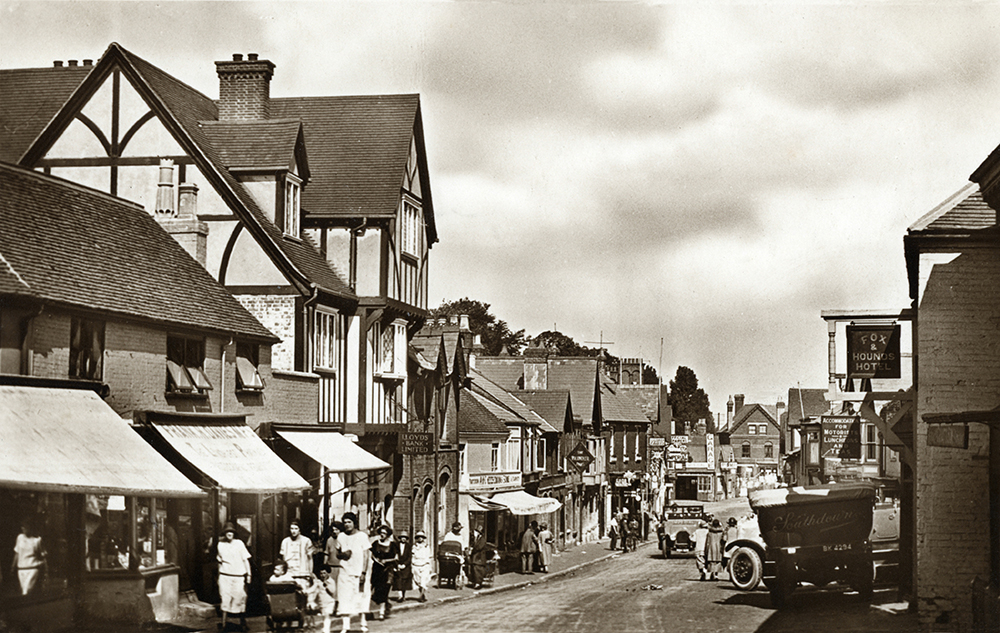 Lyndhurst High Street, from TheGenealogist’s Image Archive